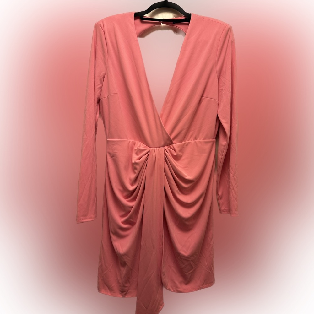 Pink backless long sleeve mini dress